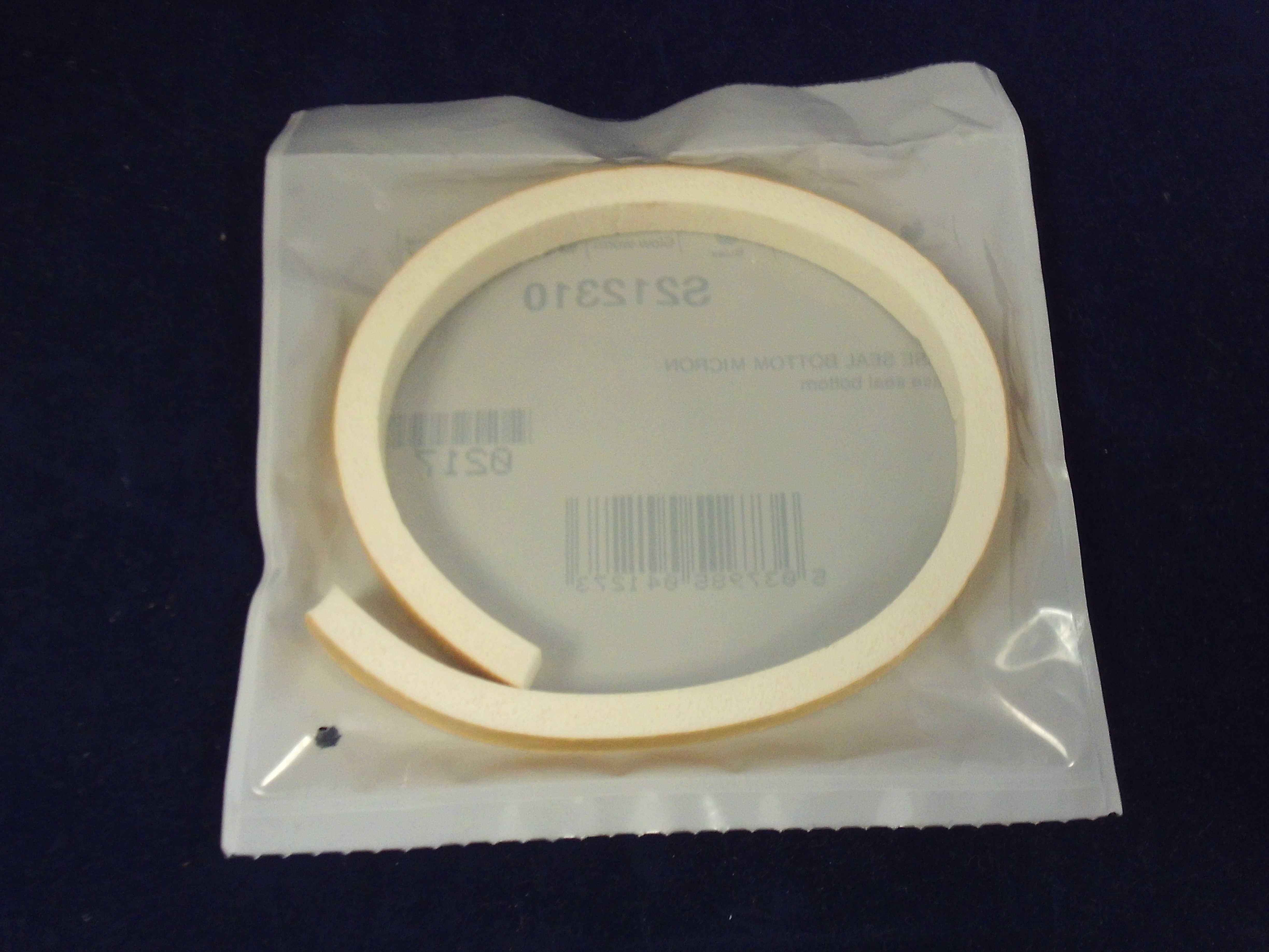 Case seal bottom