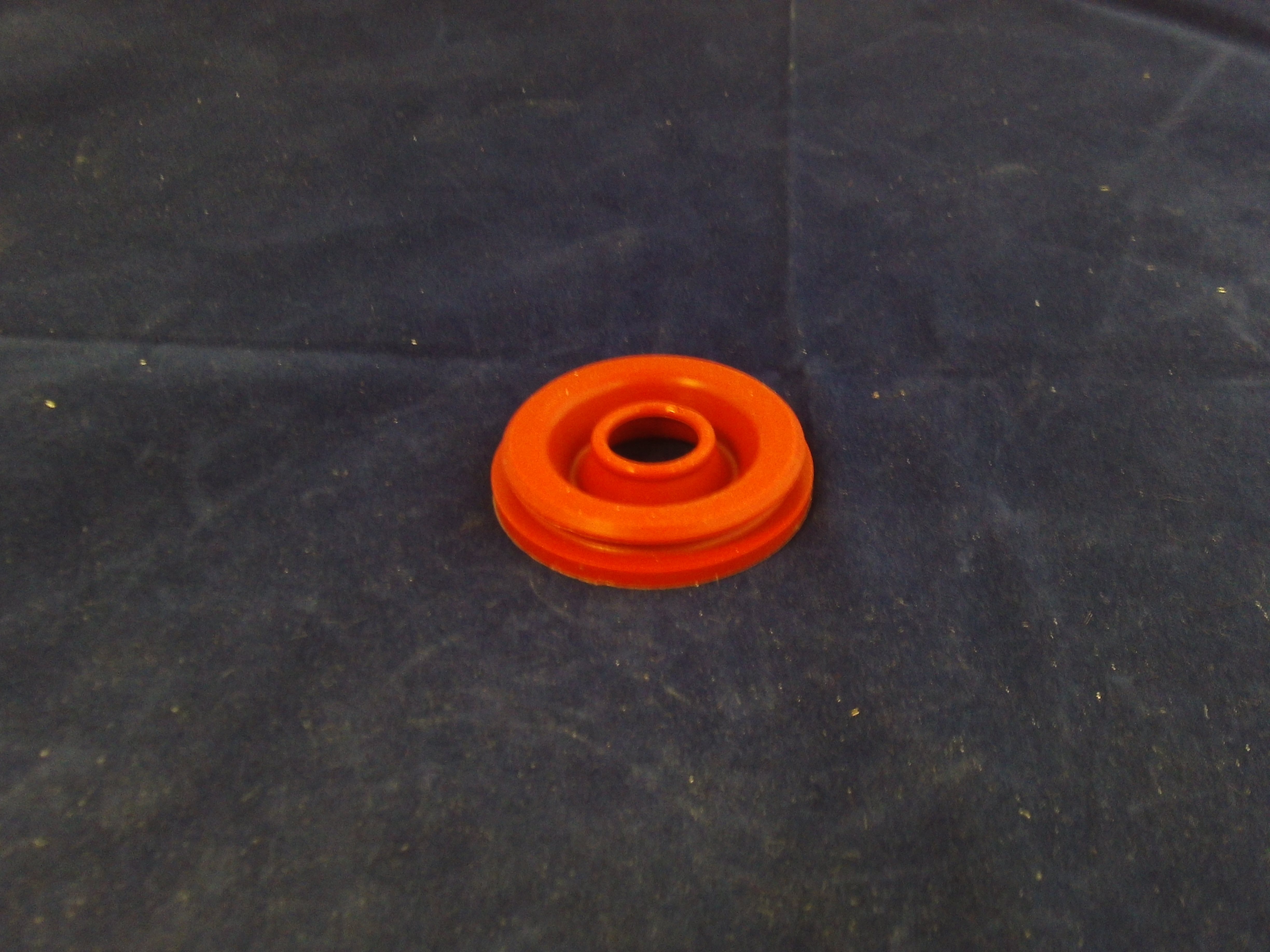Grommet