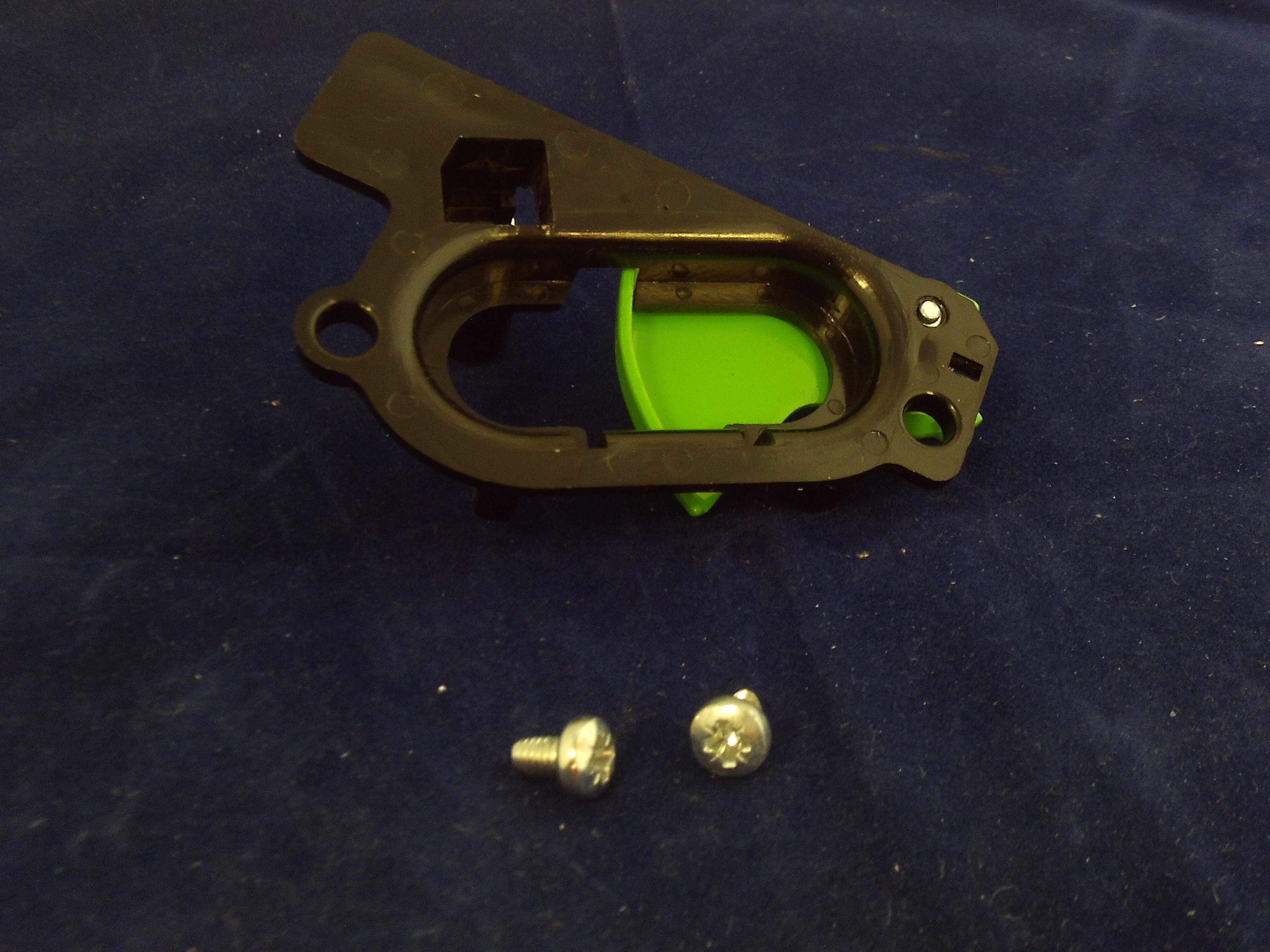 HINGE ASSEMBLY RH